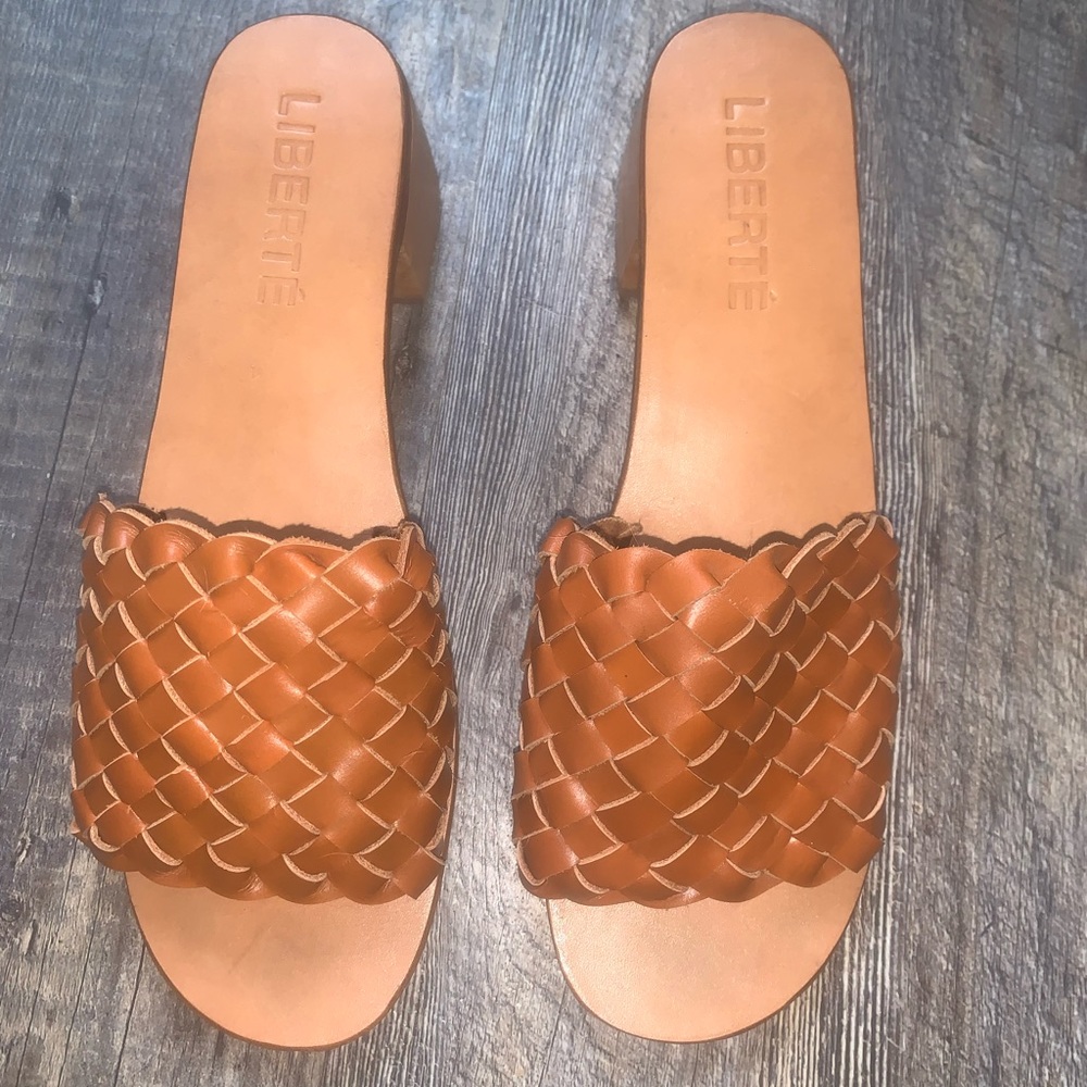 Liberte Santorini Woven Leather Mule Size 10 Brown Open Toe 2 Inch Block Heel